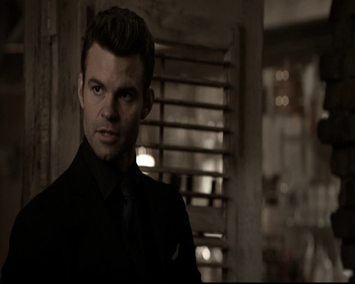 VampireDiariesWorld_dot_nl-TheOriginals_2x20CityBeneathTheSea0523.jpg