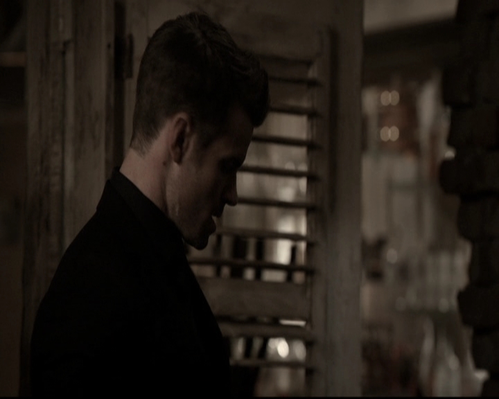 VampireDiariesWorld_dot_nl-TheOriginals_2x20CityBeneathTheSea0525.jpg