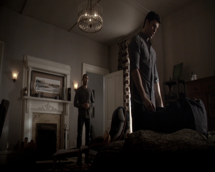 VampireDiariesWorld_dot_nl-TheOriginals_2x20CityBeneathTheSea0622.jpg