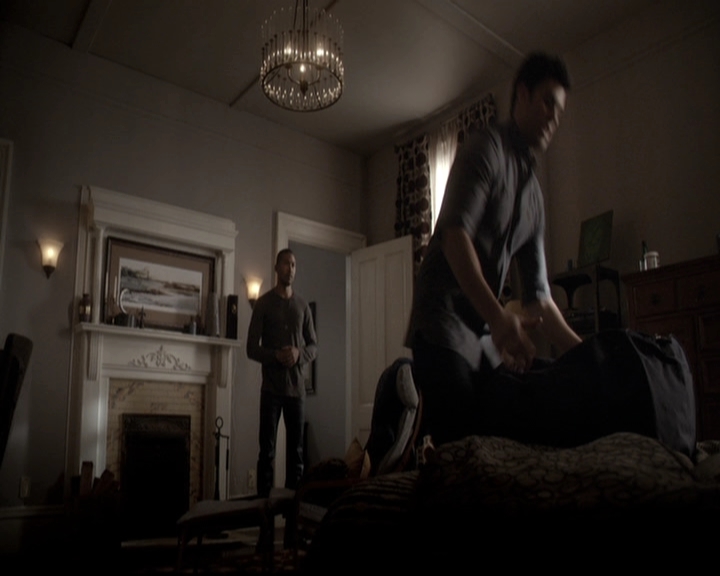 VampireDiariesWorld_dot_nl-TheOriginals_2x20CityBeneathTheSea0623.jpg