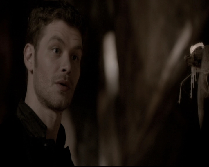 VampireDiariesWorld_dot_nl-TheOriginals_2x20CityBeneathTheSea0729.jpg