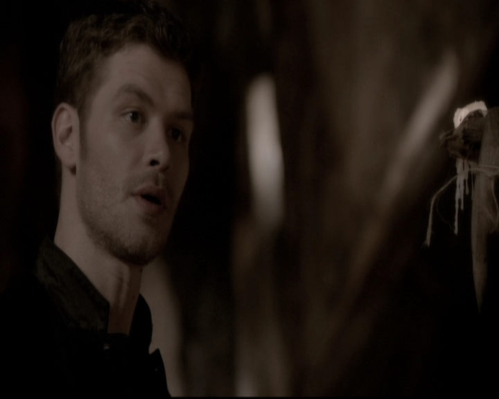 VampireDiariesWorld_dot_nl-TheOriginals_2x20CityBeneathTheSea0730.jpg