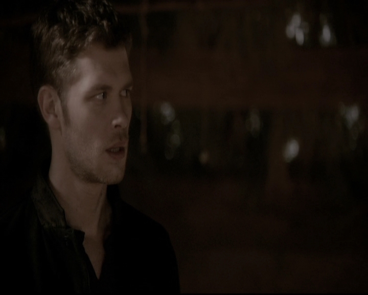 VampireDiariesWorld_dot_nl-TheOriginals_2x20CityBeneathTheSea0818.jpg