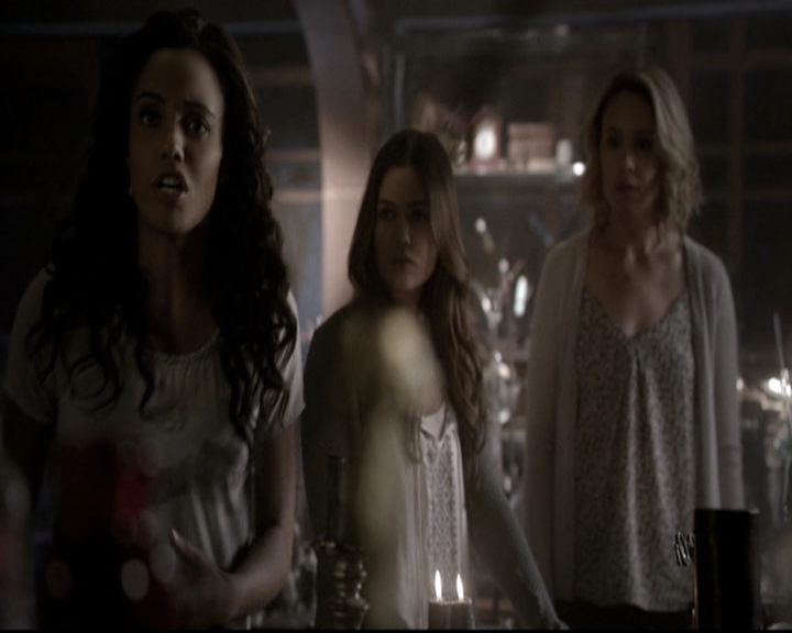 VampireDiariesWorld_dot_nl-TheOriginals_2x20CityBeneathTheSea0885.jpg