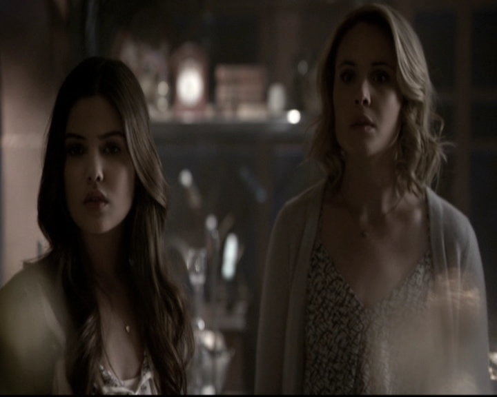 VampireDiariesWorld_dot_nl-TheOriginals_2x20CityBeneathTheSea0891.jpg