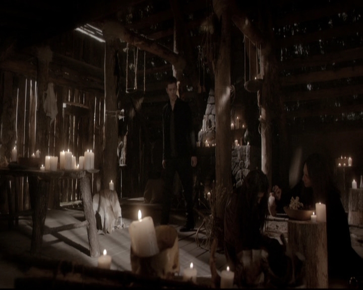 VampireDiariesWorld_dot_nl-TheOriginals_2x20CityBeneathTheSea0962.jpg