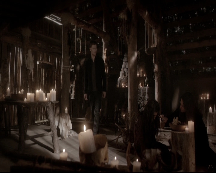 VampireDiariesWorld_dot_nl-TheOriginals_2x20CityBeneathTheSea0963.jpg