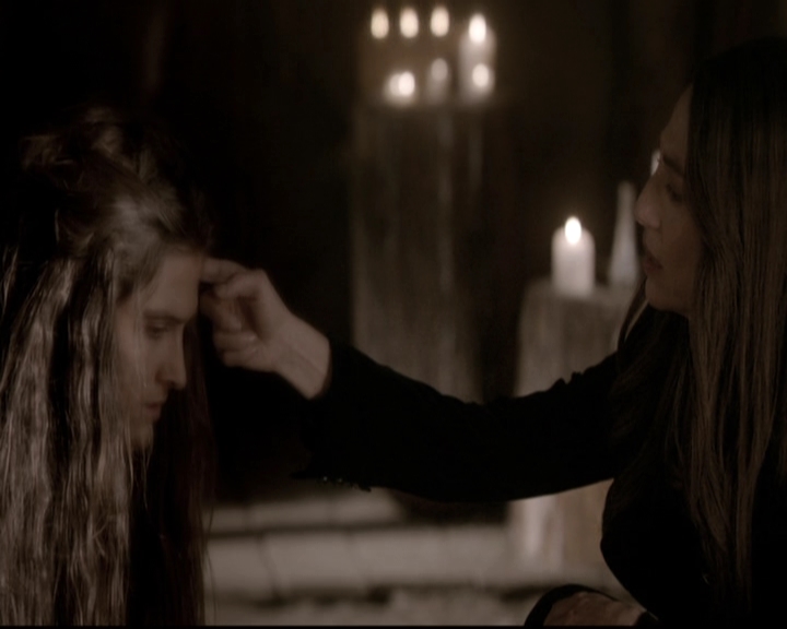 VampireDiariesWorld_dot_nl-TheOriginals_2x20CityBeneathTheSea0975.jpg