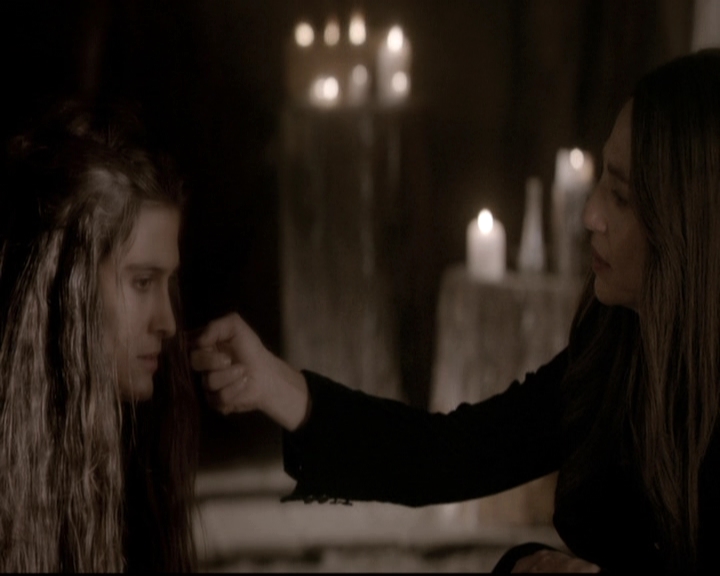 VampireDiariesWorld_dot_nl-TheOriginals_2x20CityBeneathTheSea0978.jpg