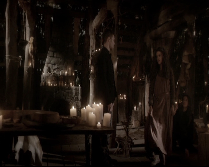 VampireDiariesWorld_dot_nl-TheOriginals_2x20CityBeneathTheSea0995.jpg