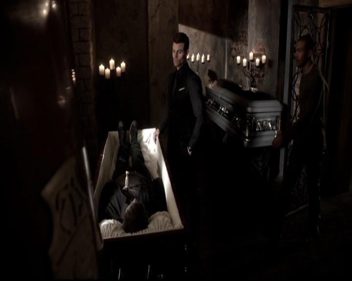 VampireDiariesWorld_dot_nl-TheOriginals_2x20CityBeneathTheSea1181.jpg