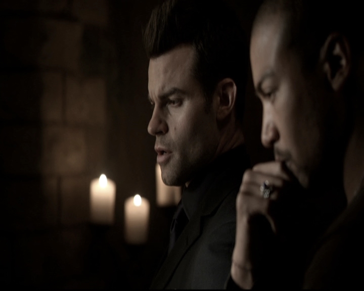 VampireDiariesWorld_dot_nl-TheOriginals_2x20CityBeneathTheSea1193.jpg