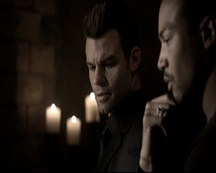 VampireDiariesWorld_dot_nl-TheOriginals_2x20CityBeneathTheSea1195.jpg