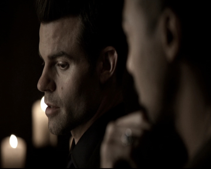 VampireDiariesWorld_dot_nl-TheOriginals_2x20CityBeneathTheSea1215.jpg