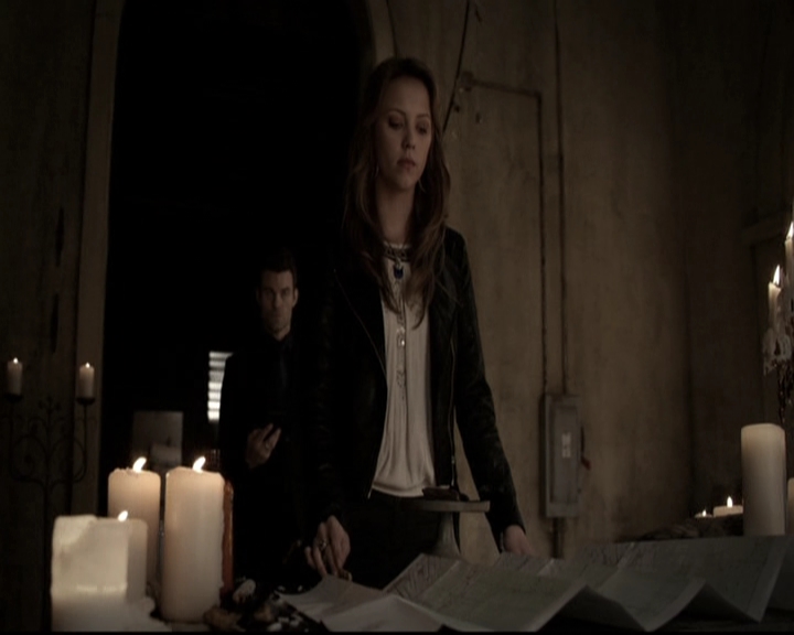 VampireDiariesWorld_dot_nl-TheOriginals_2x20CityBeneathTheSea1403.jpg