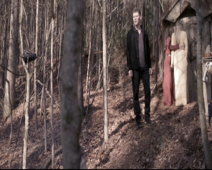 VampireDiariesWorld_dot_nl-TheOriginals_2x20CityBeneathTheSea1454.jpg