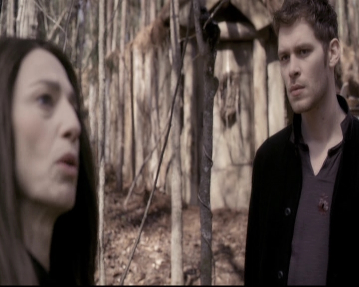 VampireDiariesWorld_dot_nl-TheOriginals_2x20CityBeneathTheSea1504.jpg