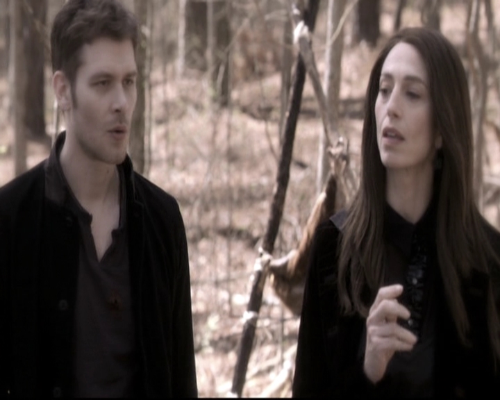 VampireDiariesWorld_dot_nl-TheOriginals_2x20CityBeneathTheSea1650.jpg