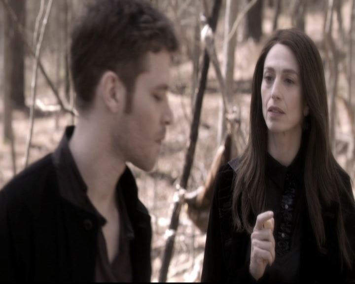 VampireDiariesWorld_dot_nl-TheOriginals_2x20CityBeneathTheSea1652.jpg