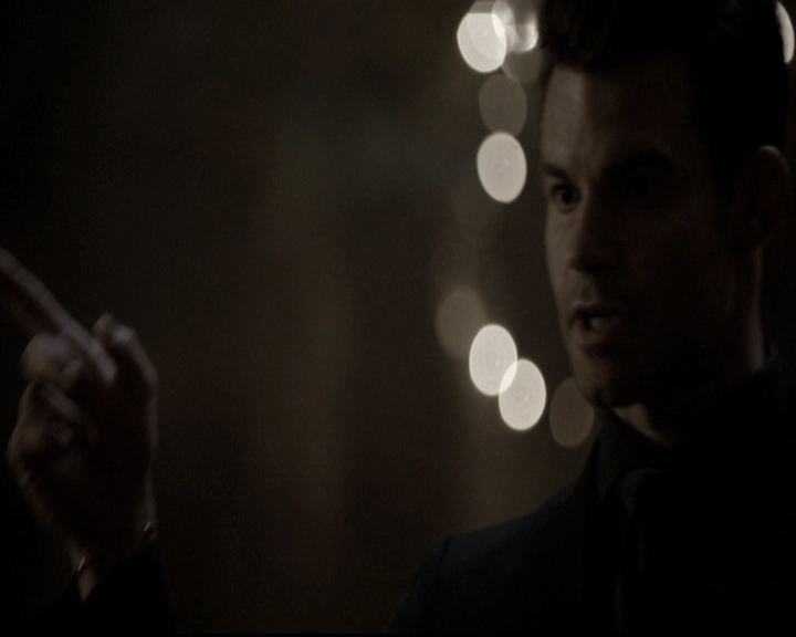 VampireDiariesWorld_dot_nl-TheOriginals_2x20CityBeneathTheSea1914.jpg