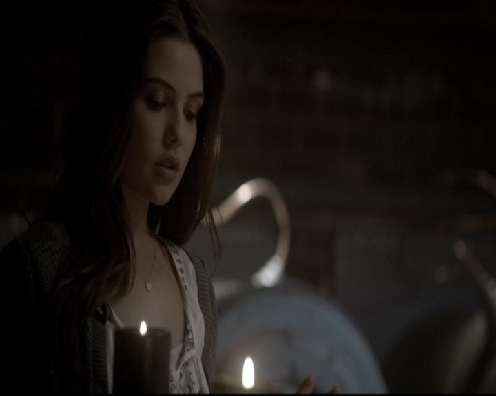 VampireDiariesWorld_dot_nl-TheOriginals_2x20CityBeneathTheSea1950.jpg