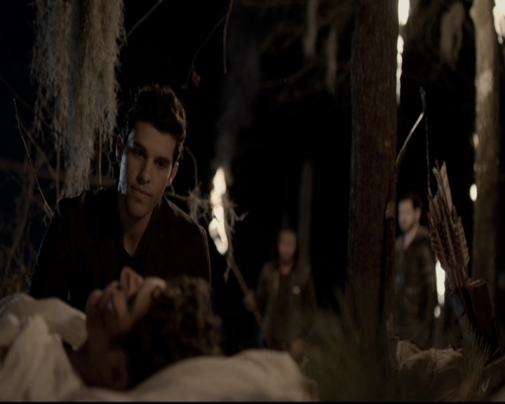 VampireDiariesWorld_dot_nl-TheOriginals_2x20CityBeneathTheSea2042.jpg