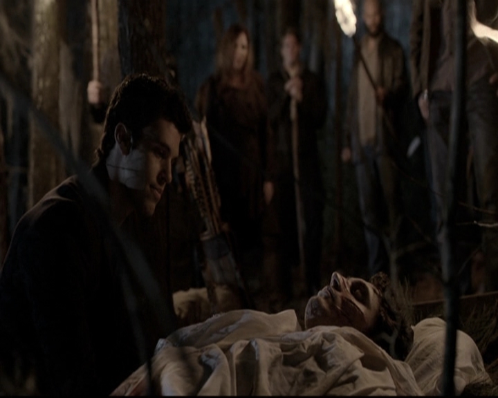 VampireDiariesWorld_dot_nl-TheOriginals_2x20CityBeneathTheSea2047.jpg