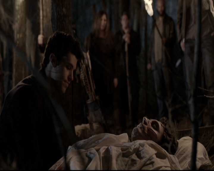 VampireDiariesWorld_dot_nl-TheOriginals_2x20CityBeneathTheSea2048.jpg