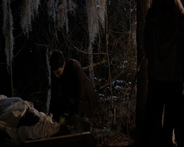 VampireDiariesWorld_dot_nl-TheOriginals_2x20CityBeneathTheSea2062.jpg