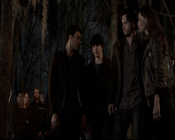 VampireDiariesWorld_dot_nl-TheOriginals_2x20CityBeneathTheSea2106.jpg