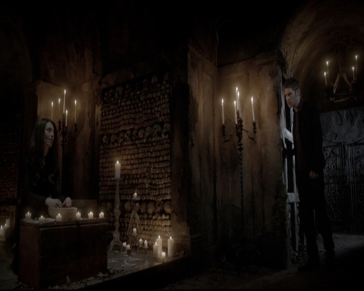 VampireDiariesWorld_dot_nl-TheOriginals_2x20CityBeneathTheSea2201.jpg