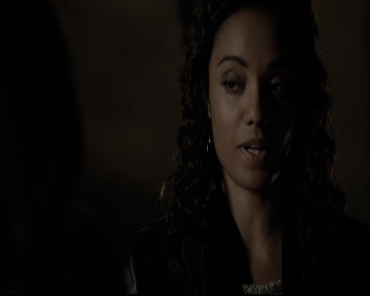 VampireDiariesWorld_dot_nl-TheOriginals_2x21FireWithFire0023.jpg