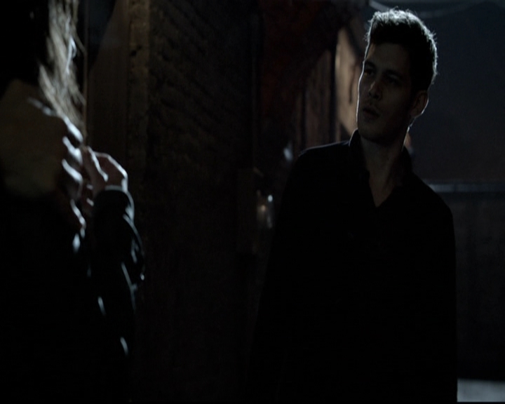 VampireDiariesWorld_dot_nl-TheOriginals_2x21FireWithFire0060.jpg