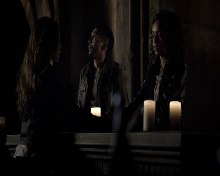 VampireDiariesWorld_dot_nl-TheOriginals_2x21FireWithFire0078.jpg