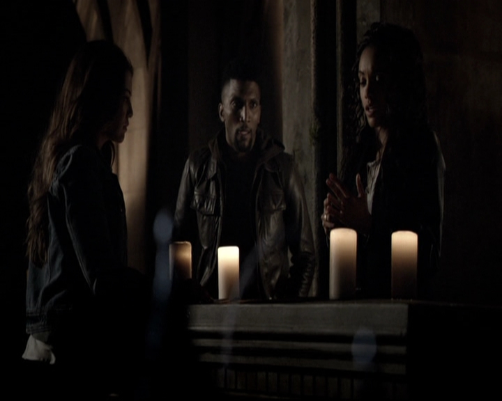 VampireDiariesWorld_dot_nl-TheOriginals_2x21FireWithFire0094.jpg