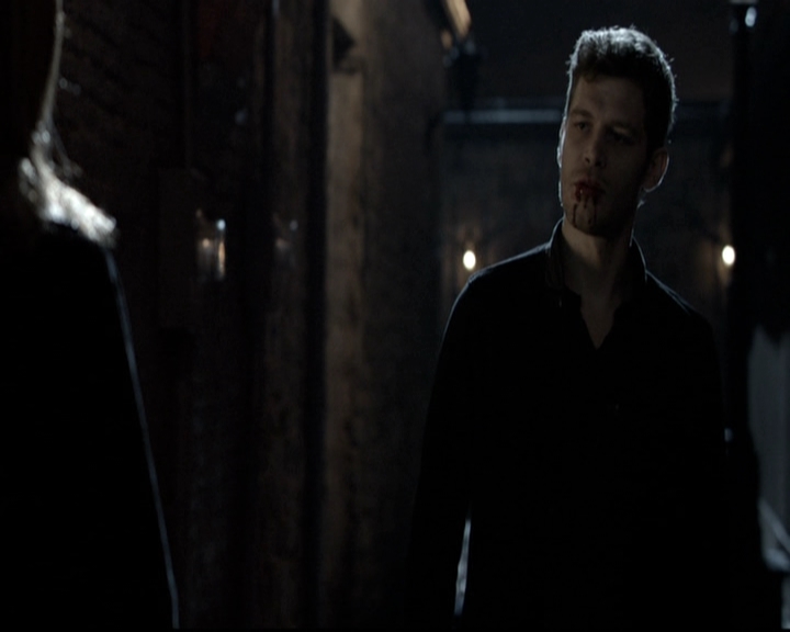 VampireDiariesWorld_dot_nl-TheOriginals_2x21FireWithFire0112.jpg