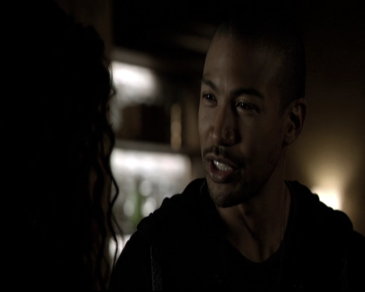 VampireDiariesWorld_dot_nl-TheOriginals_2x21FireWithFire0153.jpg