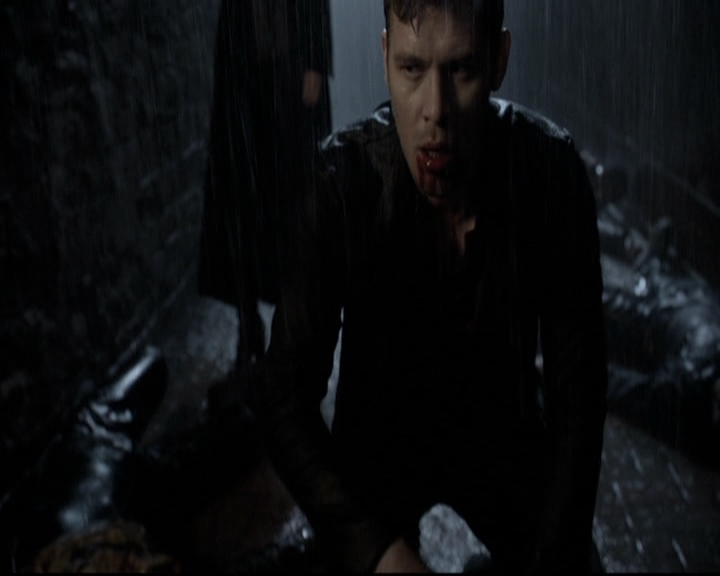 VampireDiariesWorld_dot_nl-TheOriginals_2x21FireWithFire0208.jpg