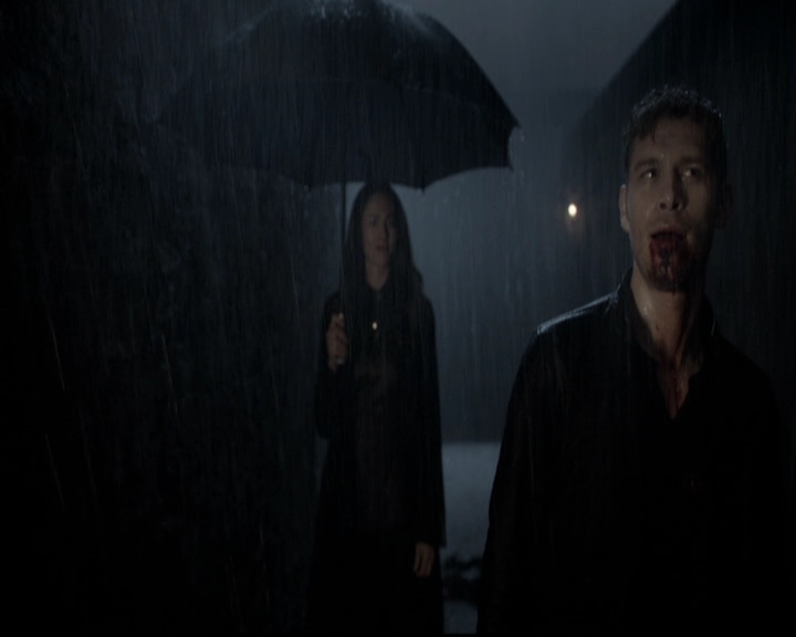 VampireDiariesWorld_dot_nl-TheOriginals_2x21FireWithFire0214.jpg