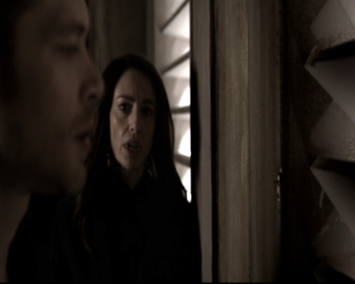 VampireDiariesWorld_dot_nl-TheOriginals_2x21FireWithFire0455.jpg