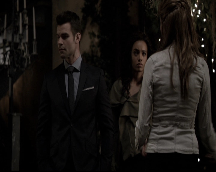 VampireDiariesWorld_dot_nl-TheOriginals_2x21FireWithFire0595.jpg