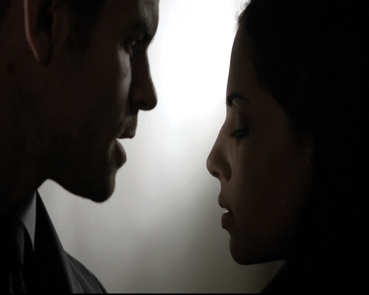 VampireDiariesWorld_dot_nl-TheOriginals_2x21FireWithFire0640.jpg