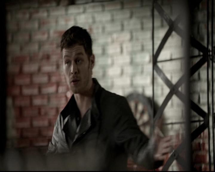 VampireDiariesWorld_dot_nl-TheOriginals_2x21FireWithFire0830.jpg