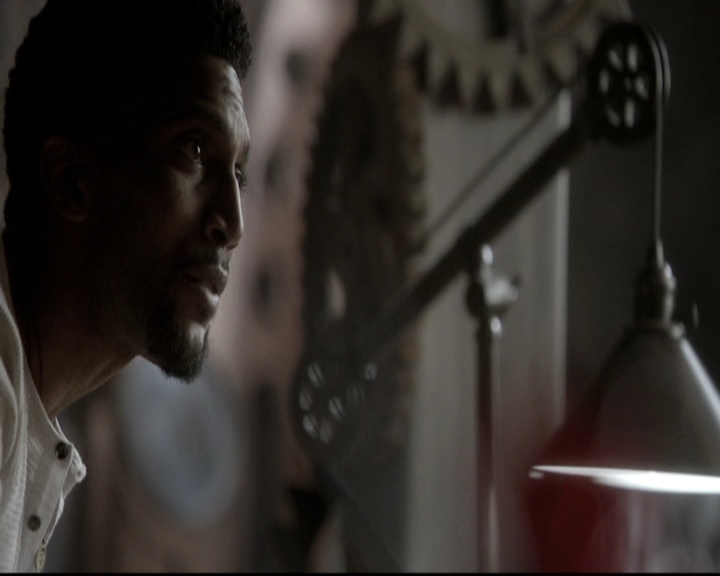 VampireDiariesWorld_dot_nl-TheOriginals_2x21FireWithFire0874.jpg