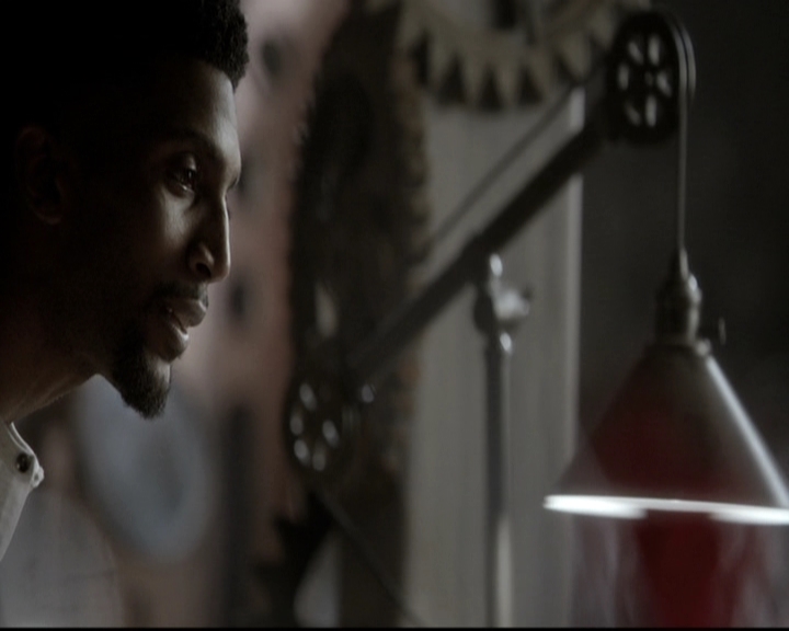 VampireDiariesWorld_dot_nl-TheOriginals_2x21FireWithFire0880.jpg