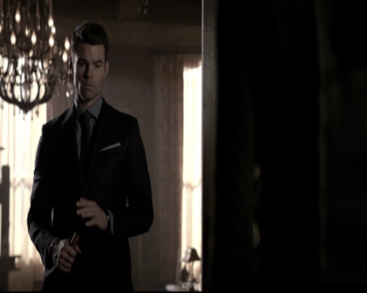 VampireDiariesWorld_dot_nl-TheOriginals_2x21FireWithFire0999.jpg