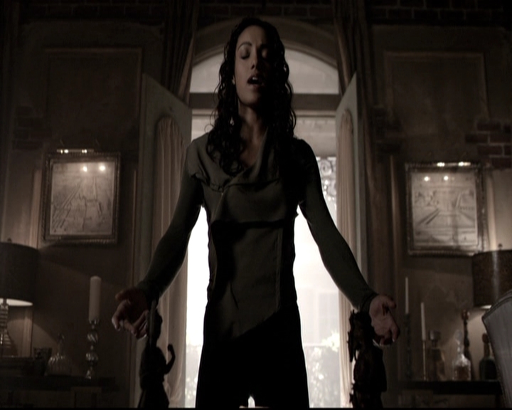 VampireDiariesWorld_dot_nl-TheOriginals_2x21FireWithFire1180.jpg