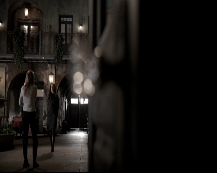 VampireDiariesWorld_dot_nl-TheOriginals_2x21FireWithFire1214.jpg