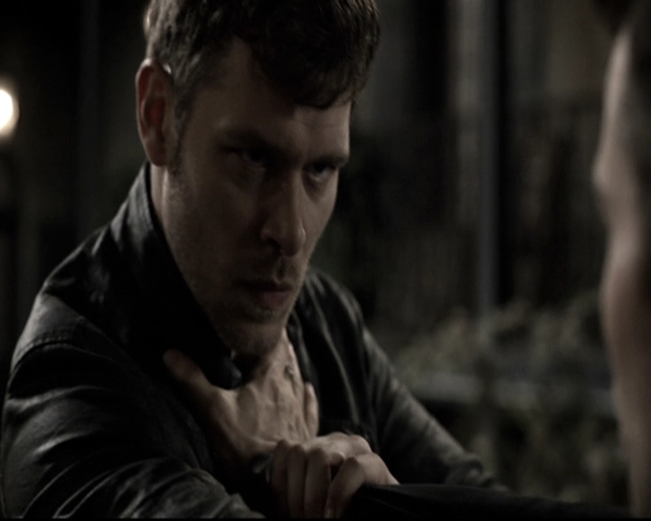 VampireDiariesWorld_dot_nl-TheOriginals_2x21FireWithFire1348.jpg