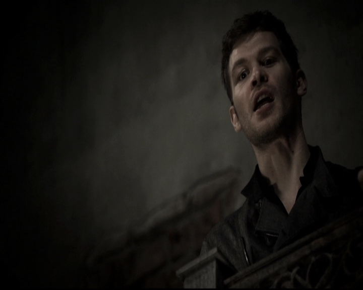 VampireDiariesWorld_dot_nl-TheOriginals_2x21FireWithFire1366.jpg